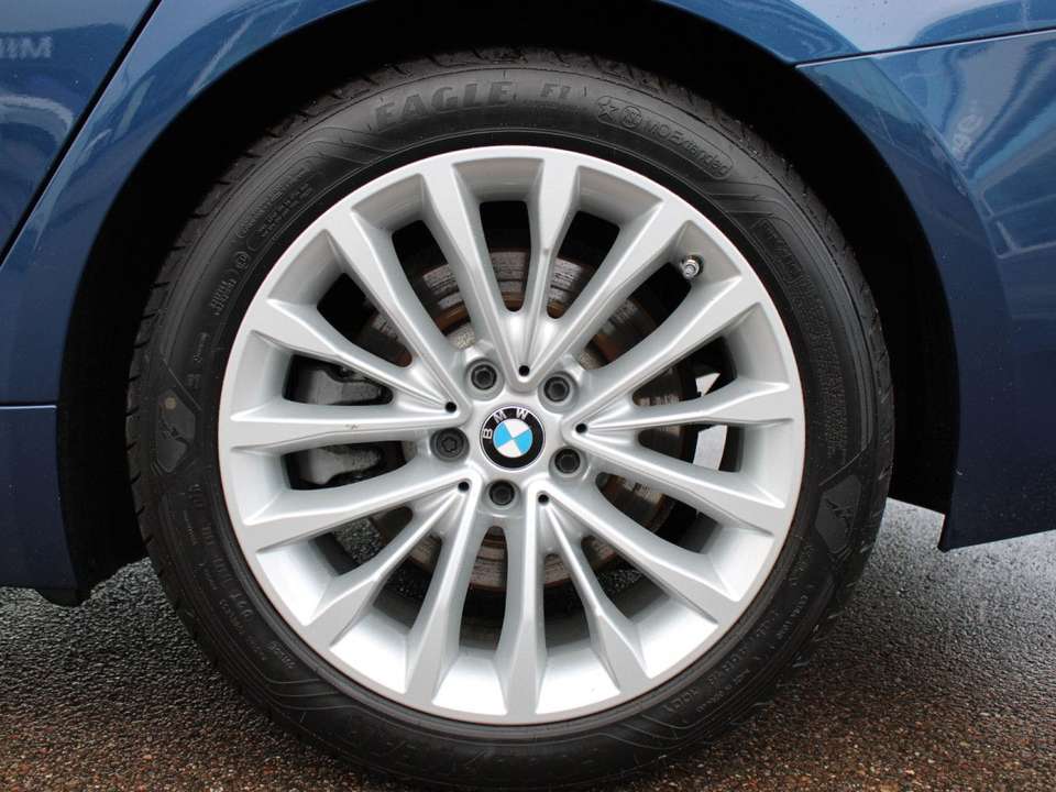 BMW 520 - Imagem 8