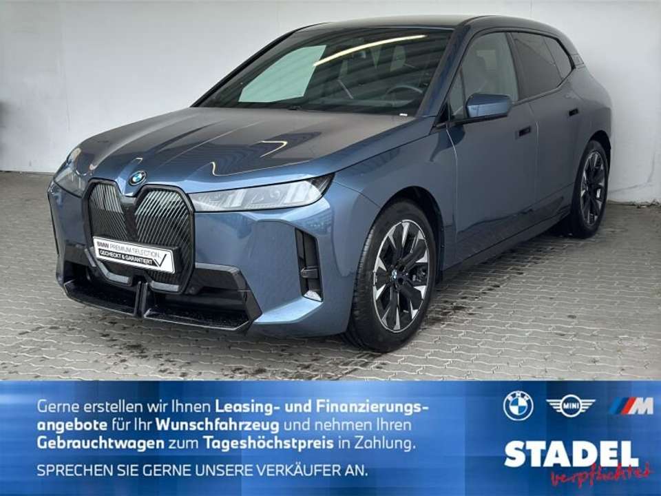 BMW iX - Imagem 2