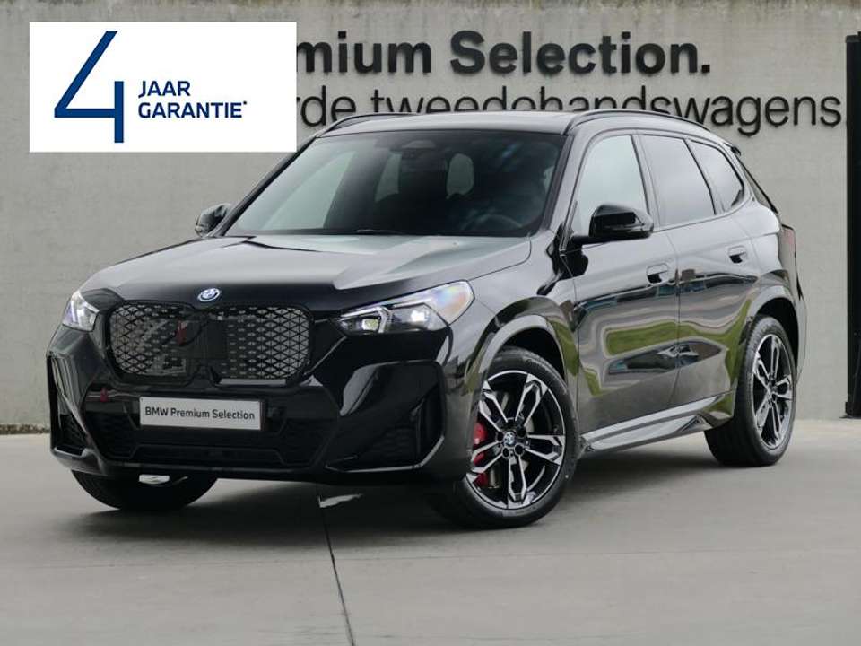 BMW iX1 - Imagem 1