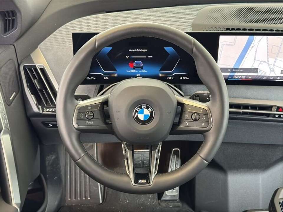 BMW iX - Imagem 6