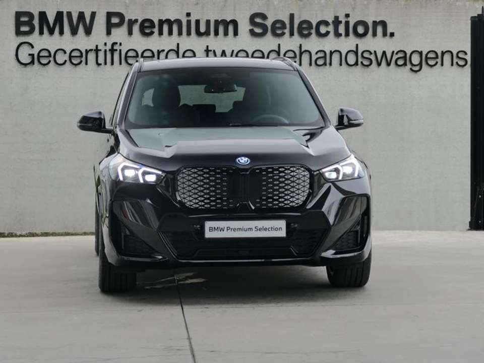 BMW iX1 - Imagem 2