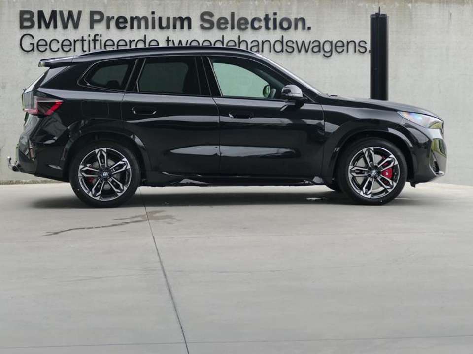 BMW iX1 - Imagem 3