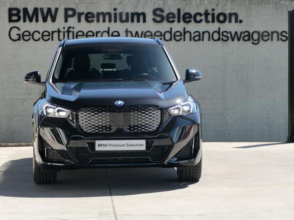 BMW iX1 - Imagem 2