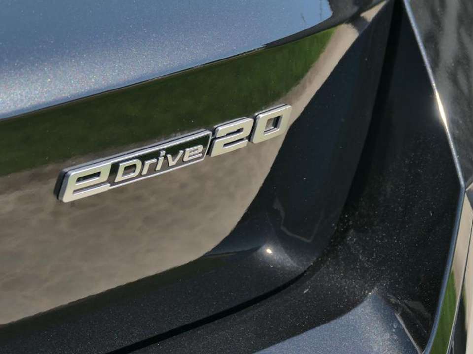 BMW iX1 - Imagem 10