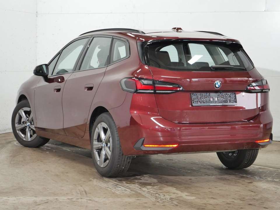 BMW 220 - Imagem 9