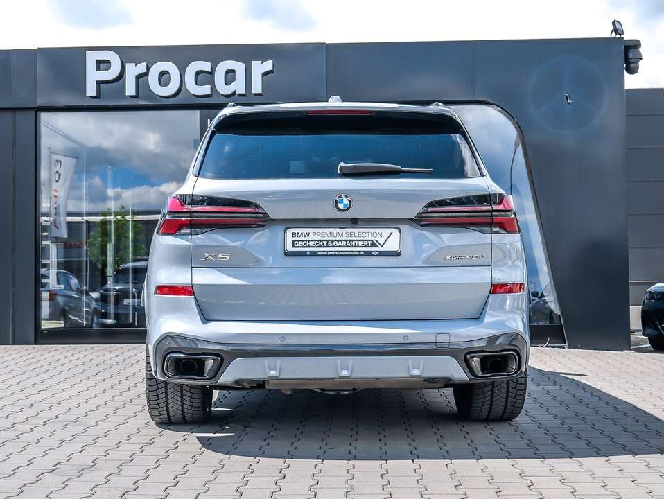 BMW X5 - Imagem 11