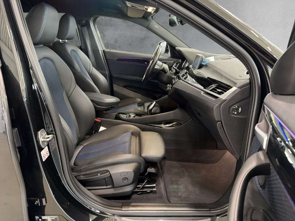 Car picture 11