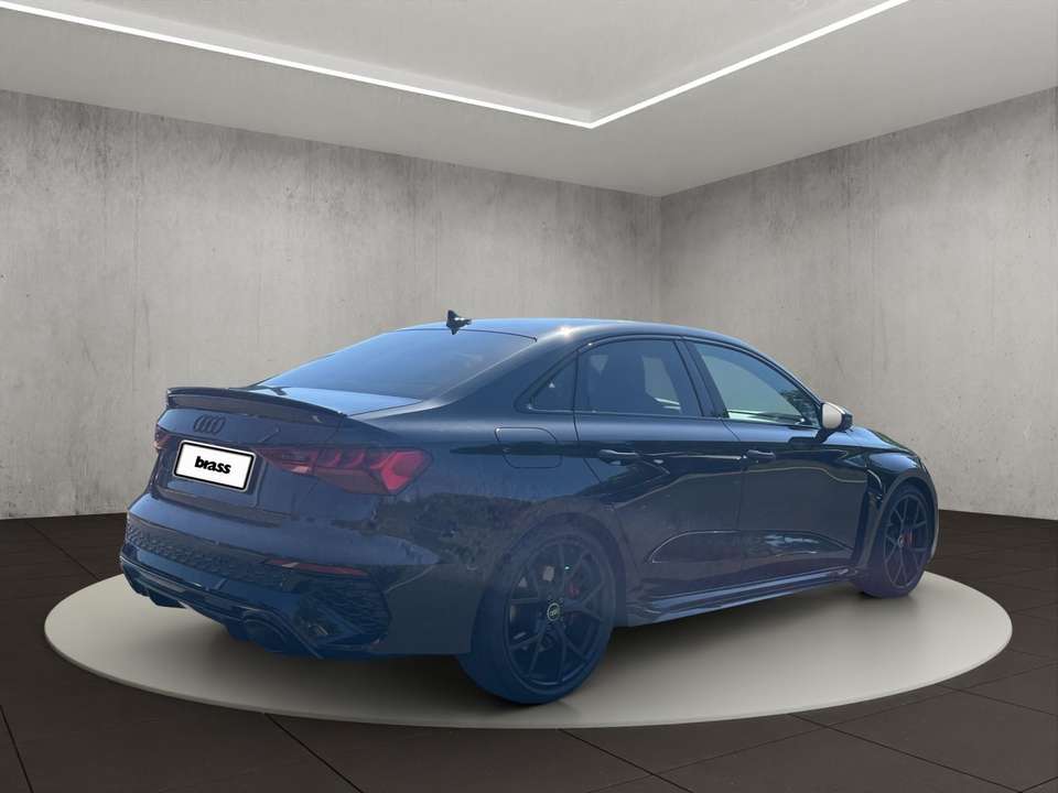 Audi RS3 - Imagem 5