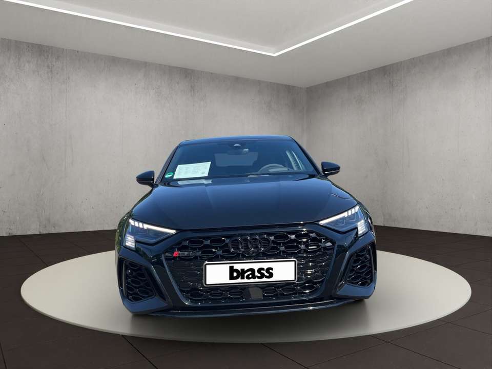 Audi RS3 - Imagem 8