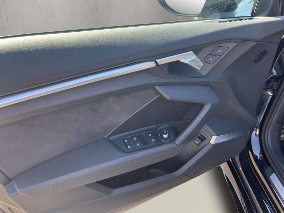 Audi RS3 - Imagem 12