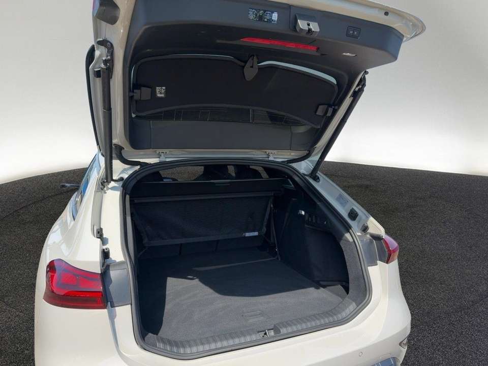 Audi A6 e-tron - Imagem 8