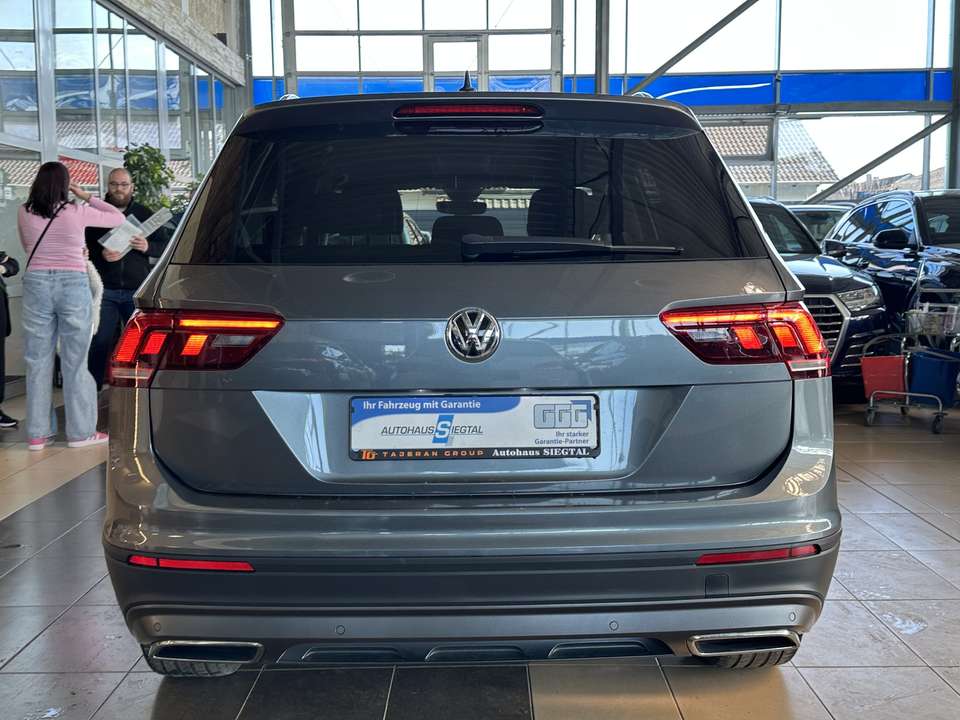 Volkswagen Tiguan Allspace - Imagem 5