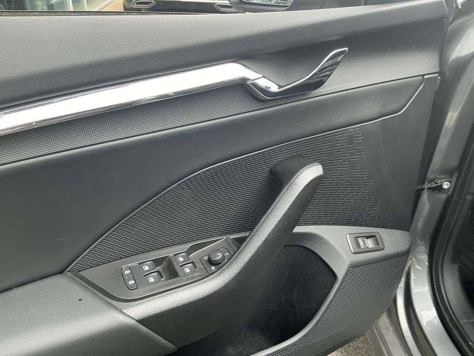 Skoda Octavia - Imagem 4
