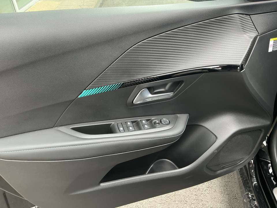 Peugeot e-208 - Imagem 4