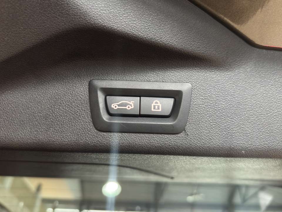 BMW X7 M - Imagem 8