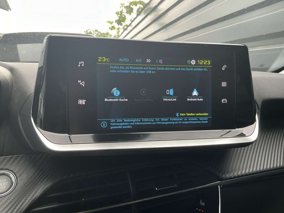 Peugeot e-208 - Imagem 14