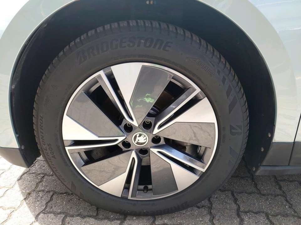 Skoda Enyaq - Imagem 6