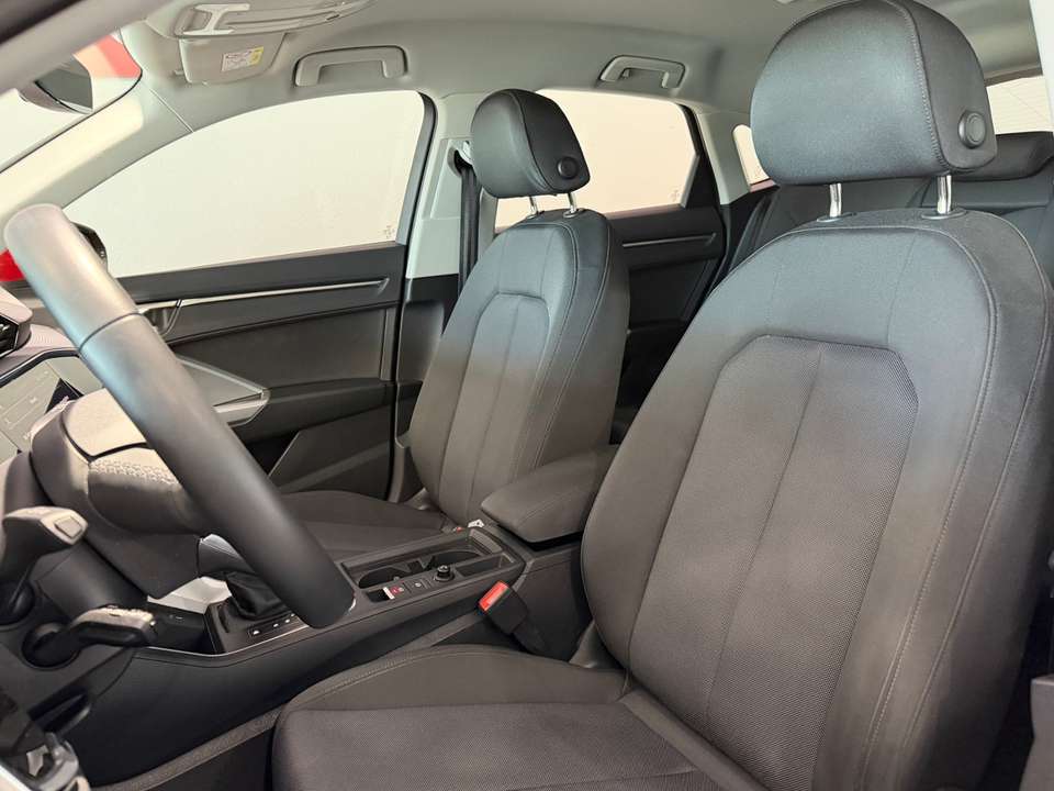 Audi Q3 - Imagem 12