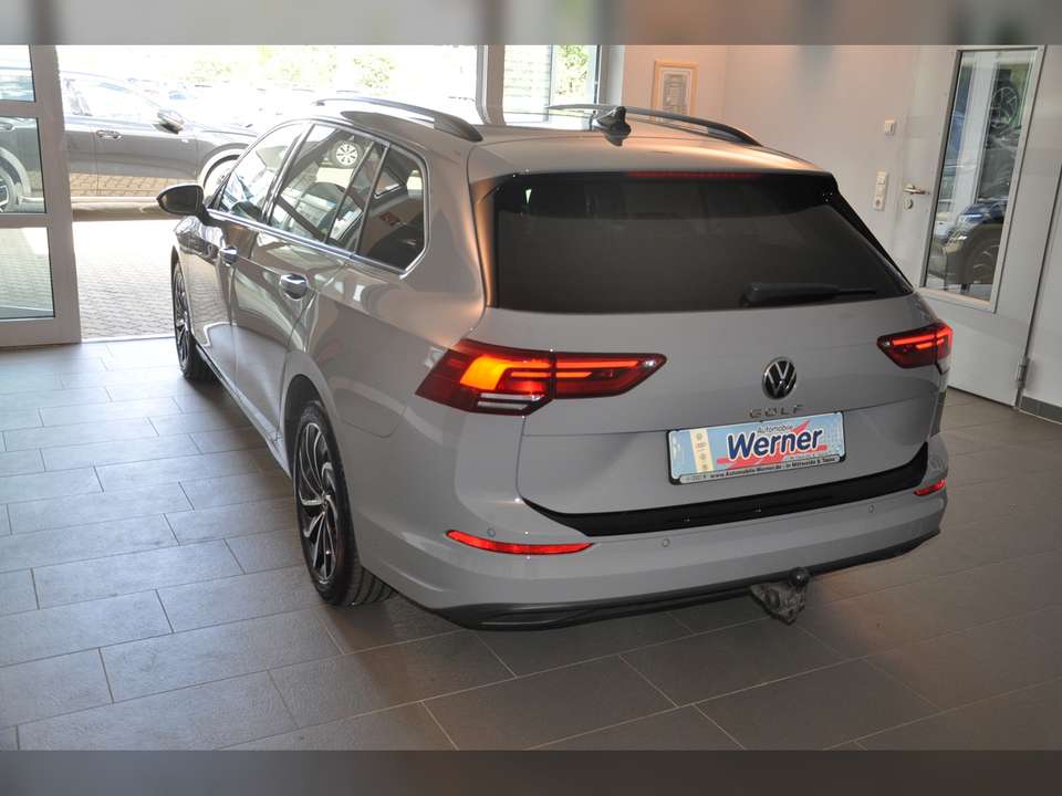 Volkswagen Golf Variant - Imagem 15