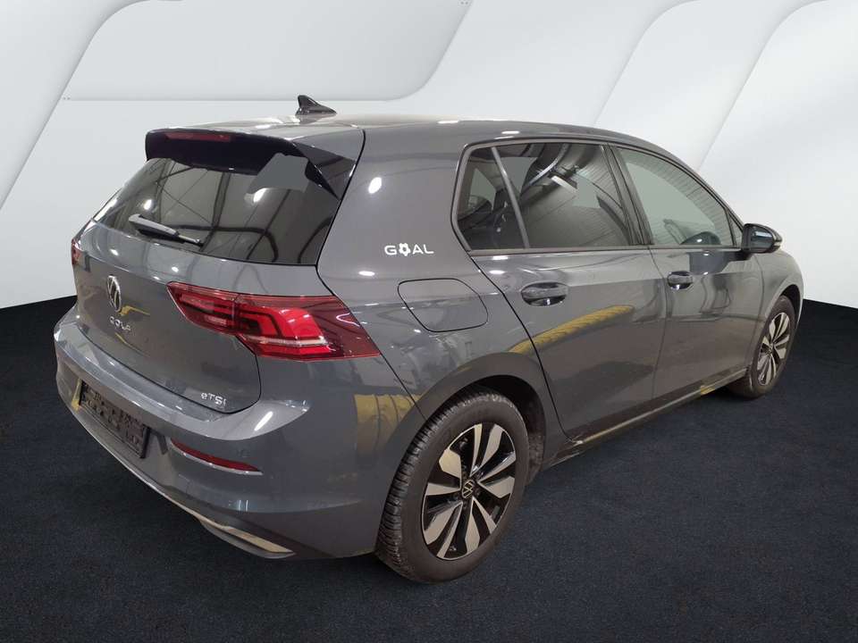 Volkswagen Golf - Imagem 4