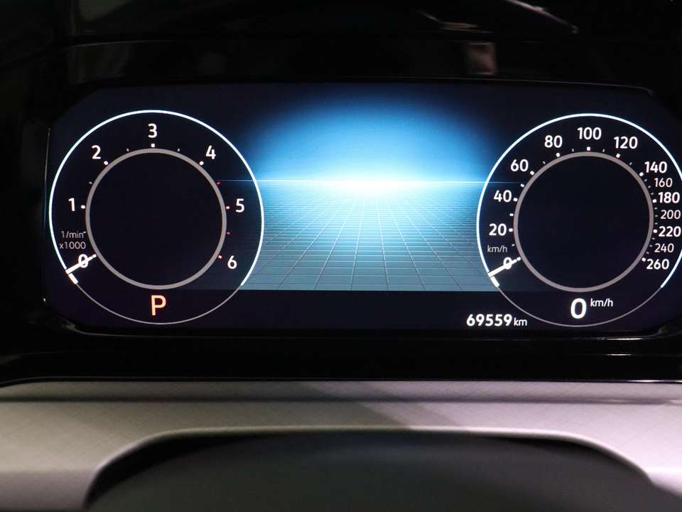Volkswagen Golf Variant - Imagem 8
