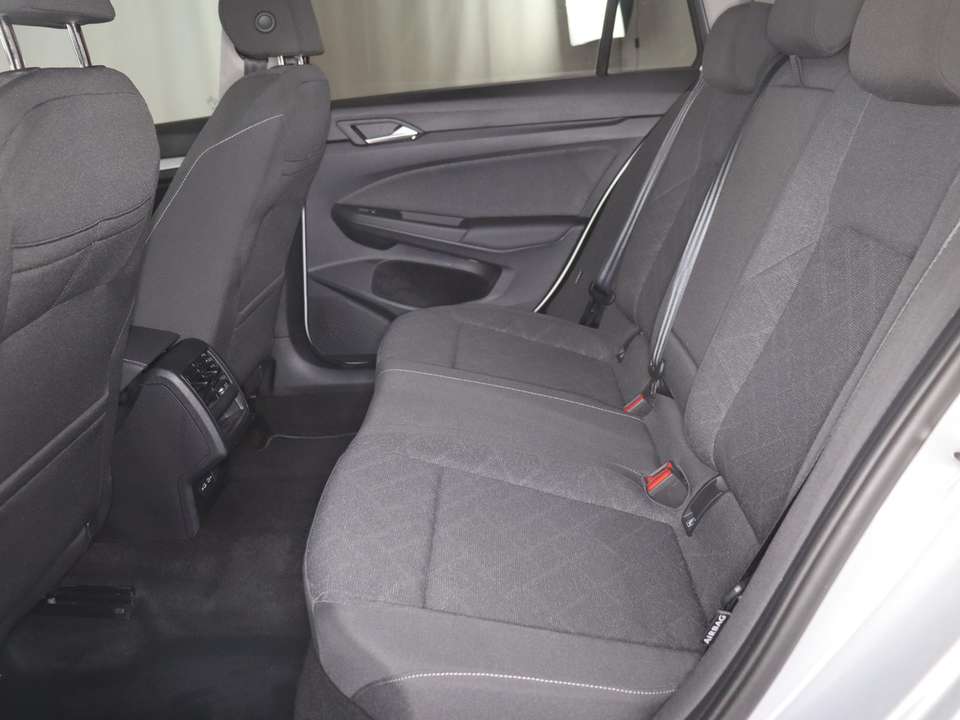 Volkswagen Golf Variant - Imagem 14