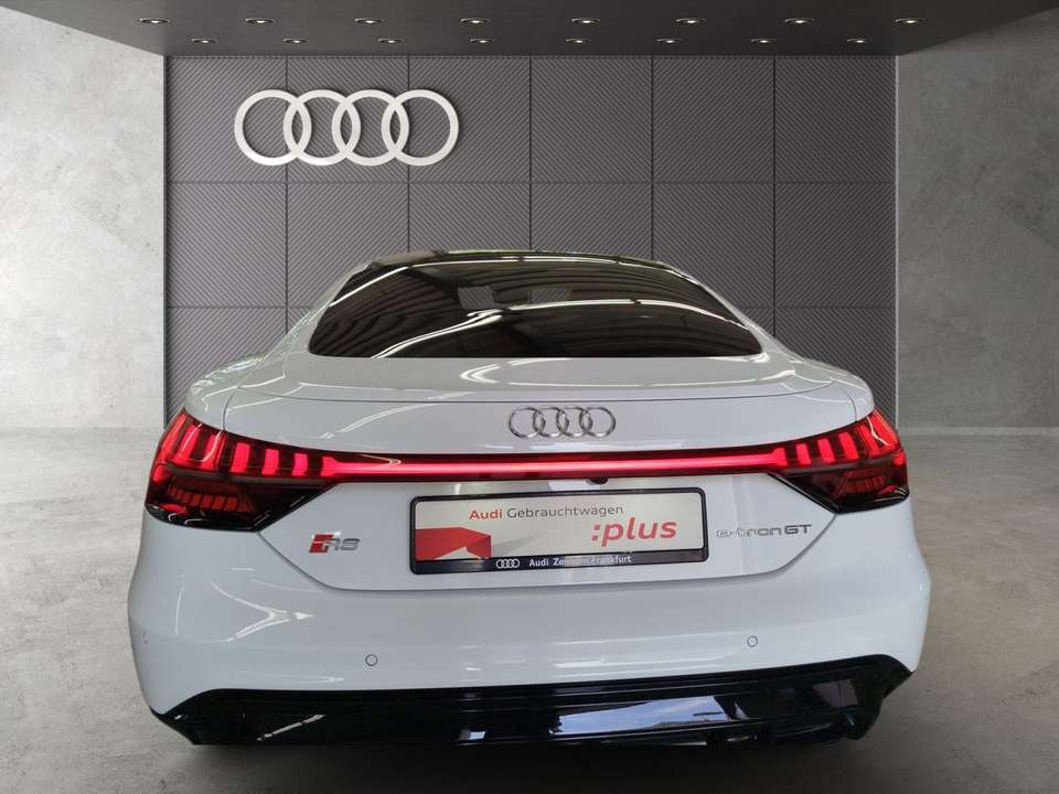 Audi RS e-tron GT - Imagem 5