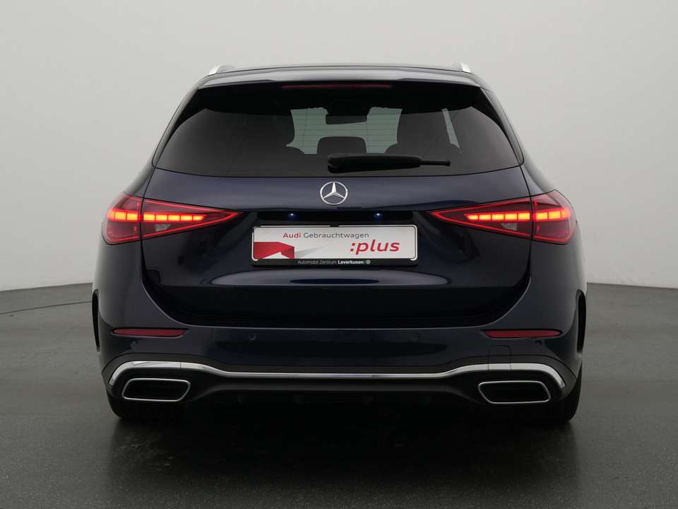 Mercedes-Benz C 300 - Imagem 4