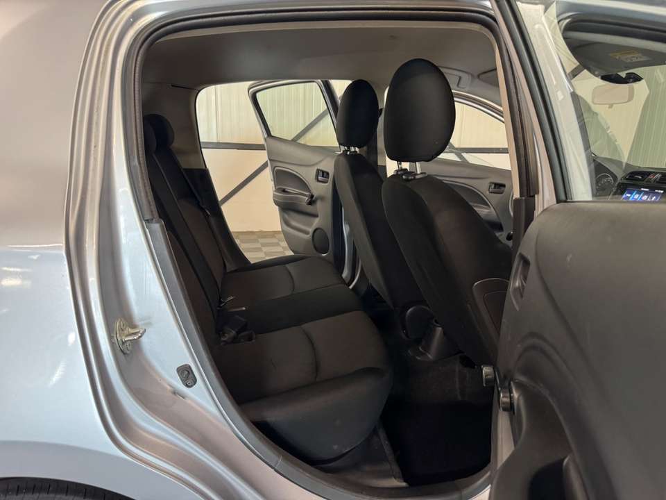Mitsubishi Space Star - Imagem 4