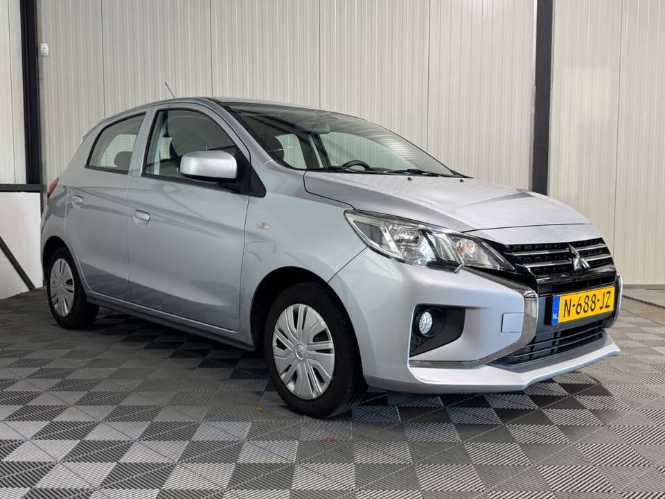 Mitsubishi Space Star - Imagem 6