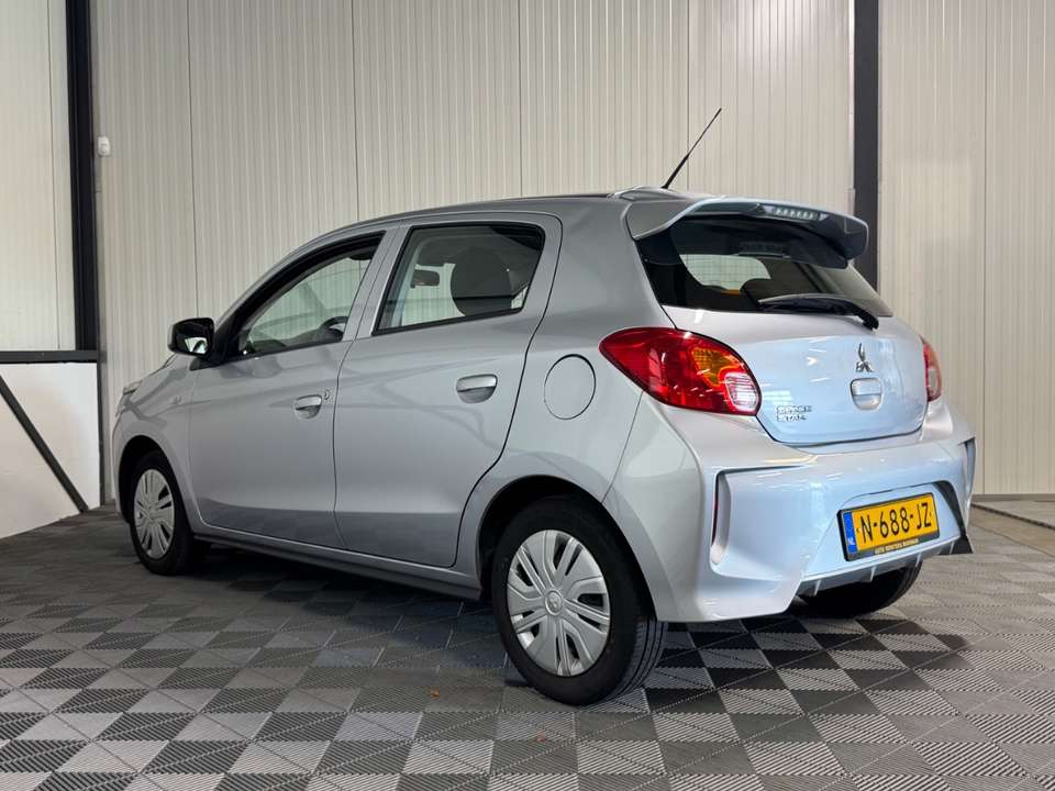 Mitsubishi Space Star - Imagem 7
