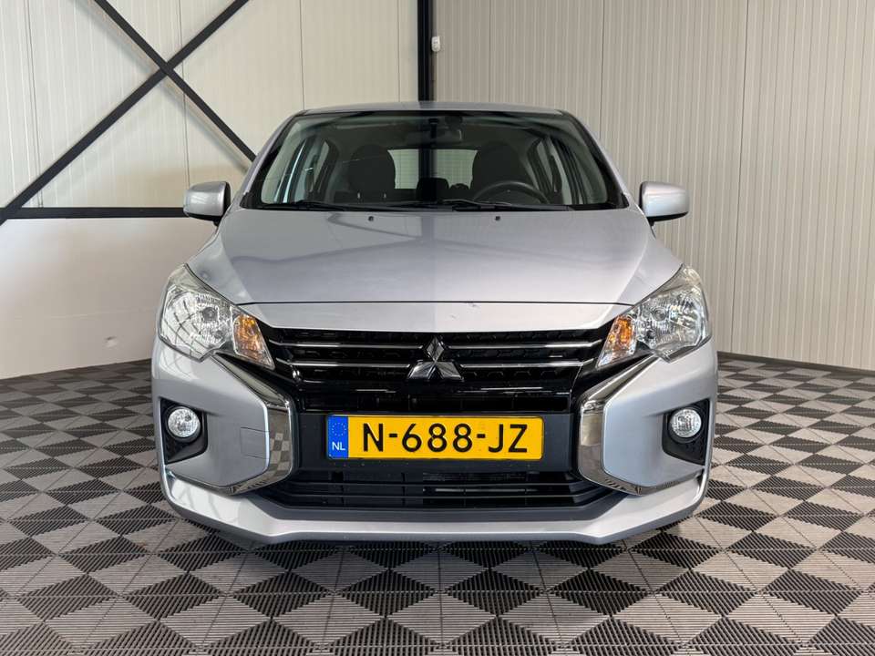 Mitsubishi Space Star - Imagem 8