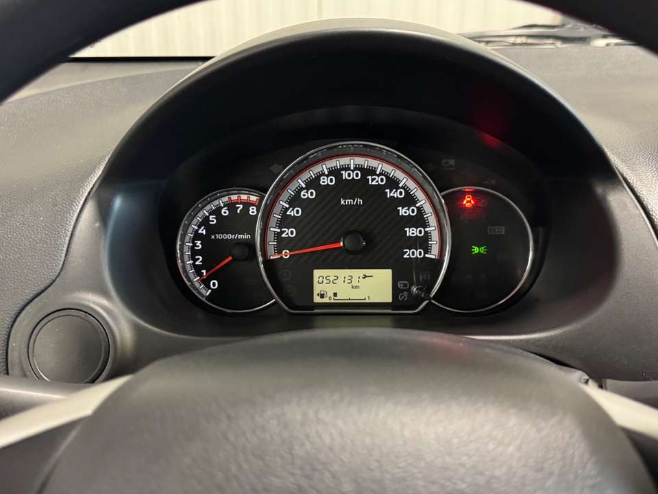 Mitsubishi Space Star - Imagem 13