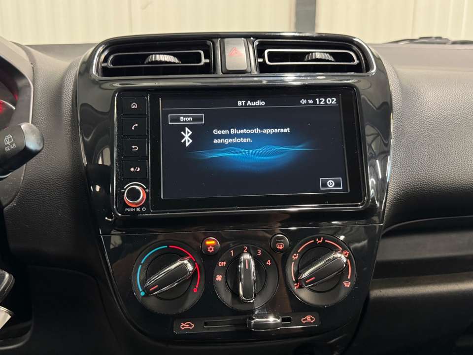 Mitsubishi Space Star - Imagem 17