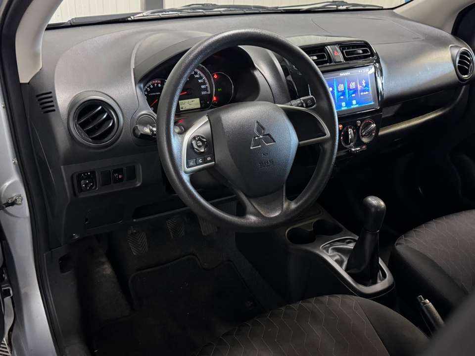 Mitsubishi Space Star - Imagem 19