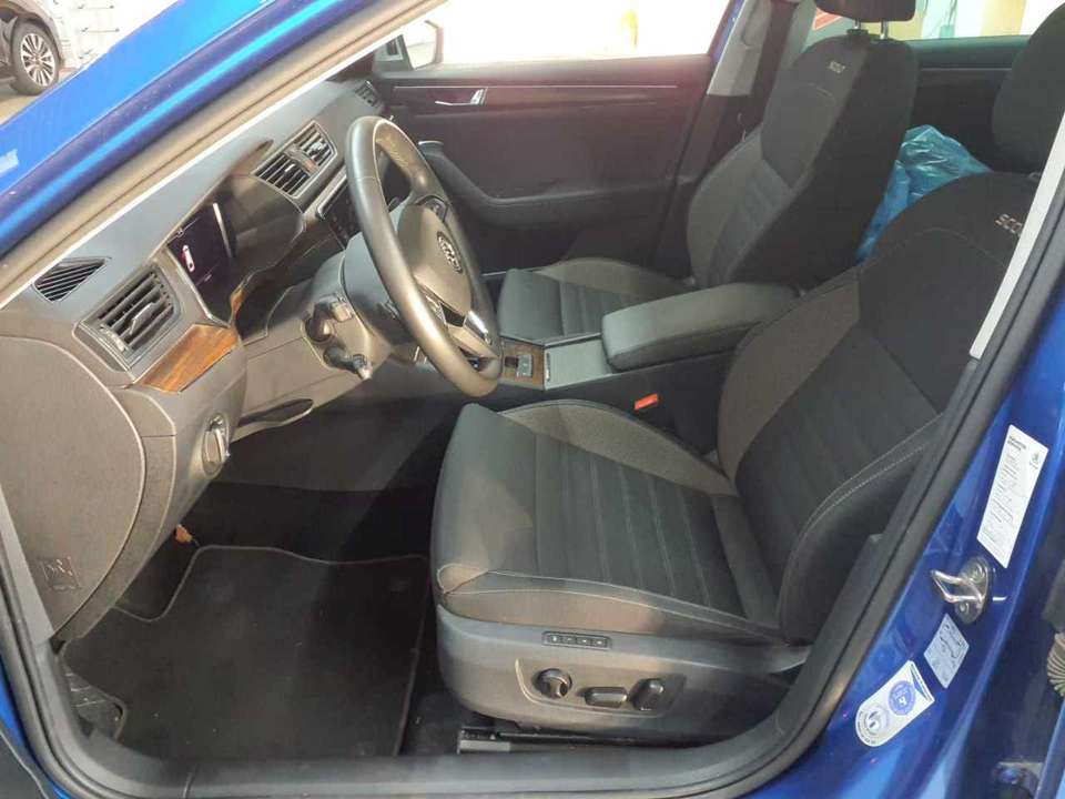 Skoda Superb - Imagem 3