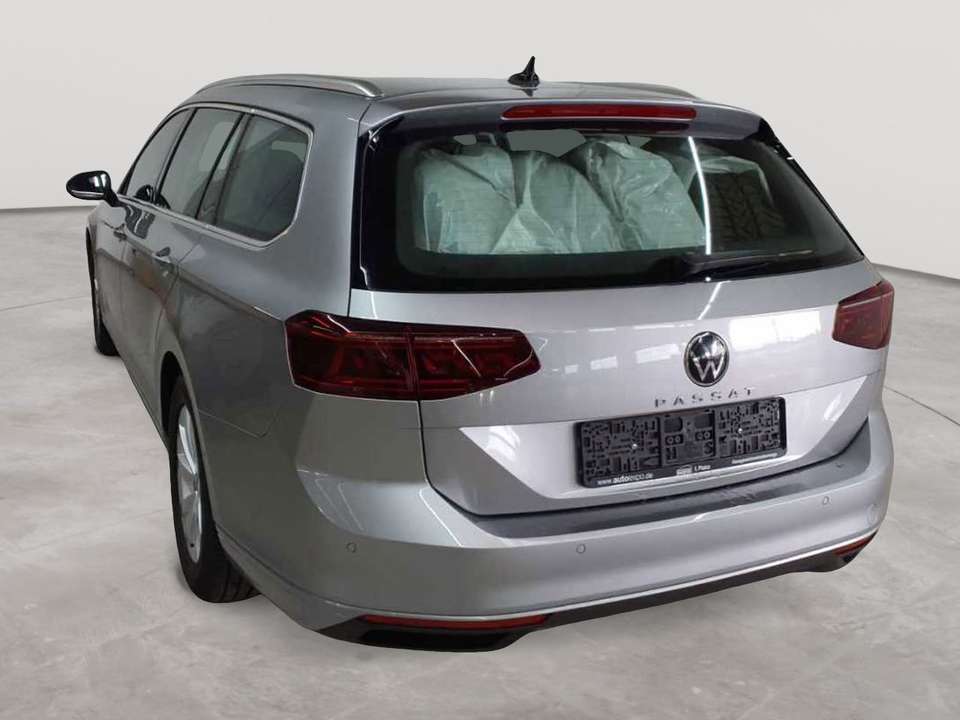 Volkswagen Passat - Imagem 2