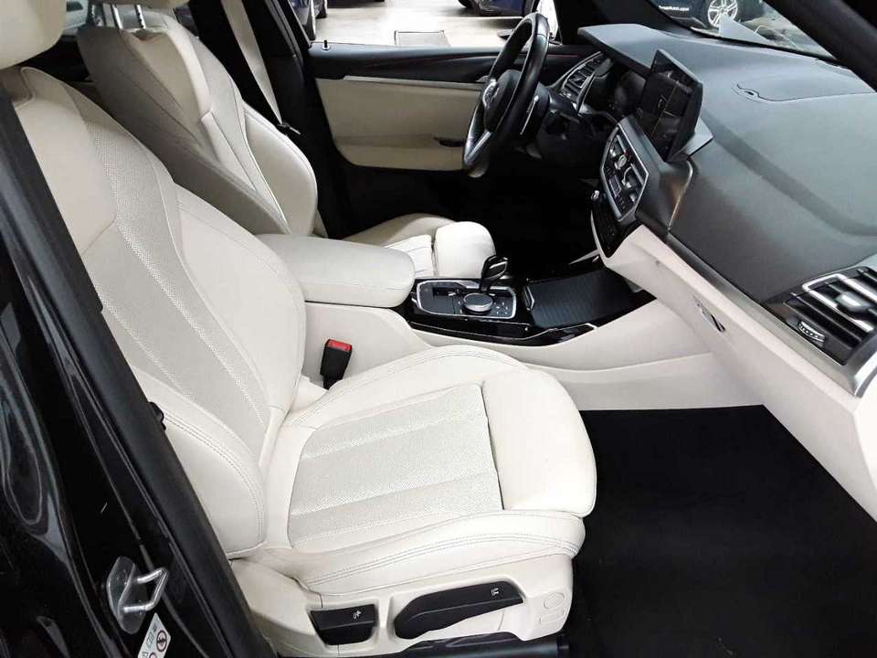 Car picture 11