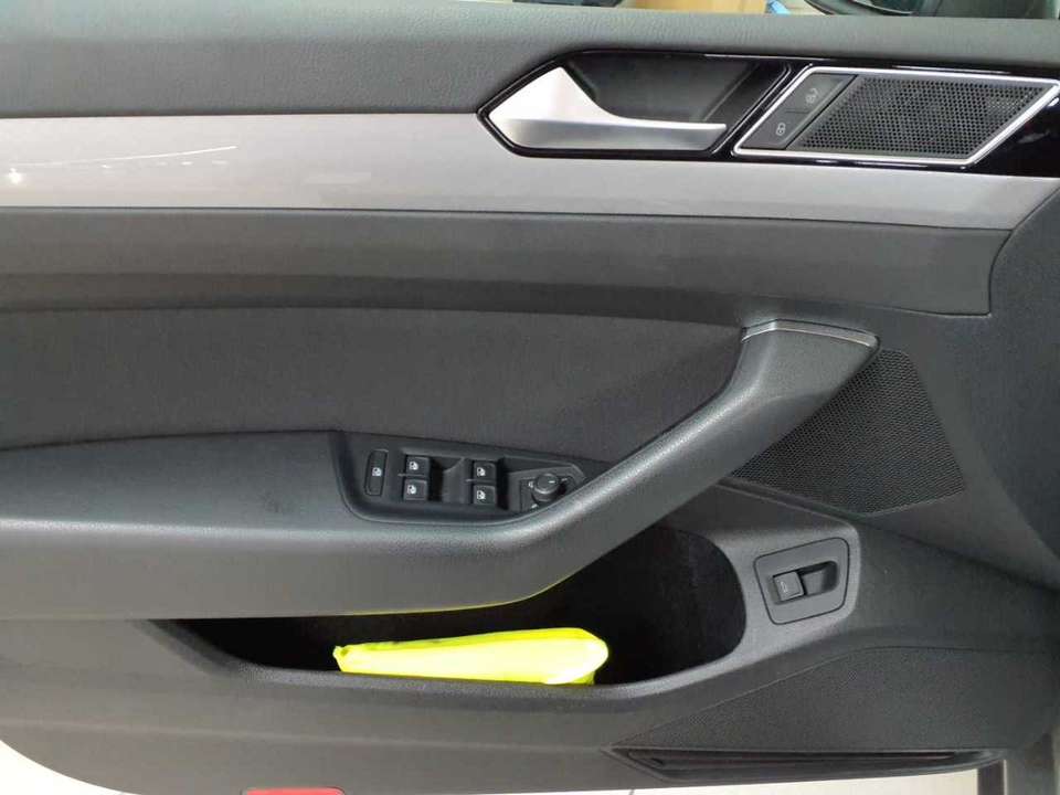 Volkswagen Passat - Imagem 4