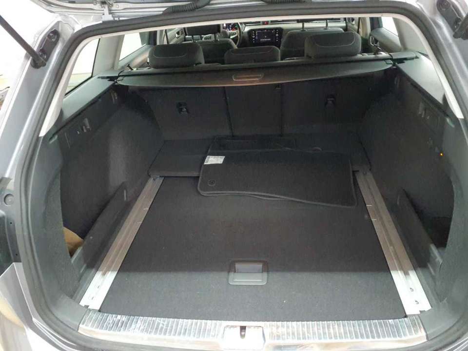 Volkswagen Passat - Imagem 10
