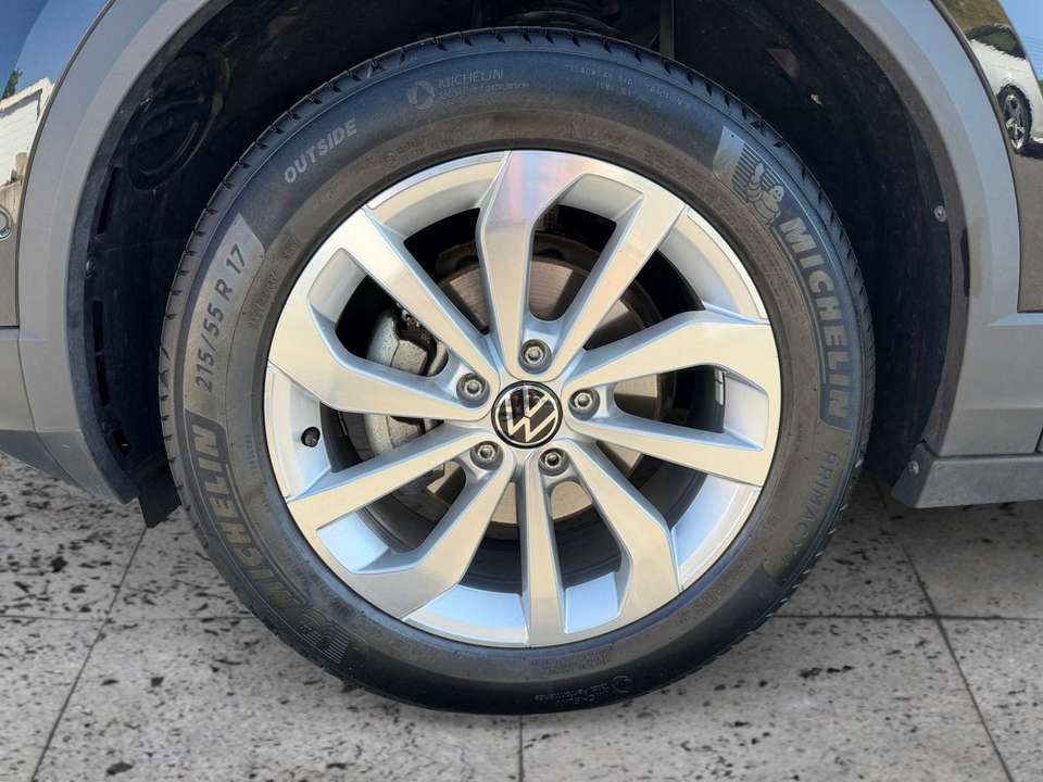 Volkswagen T-Roc - Imagem 8