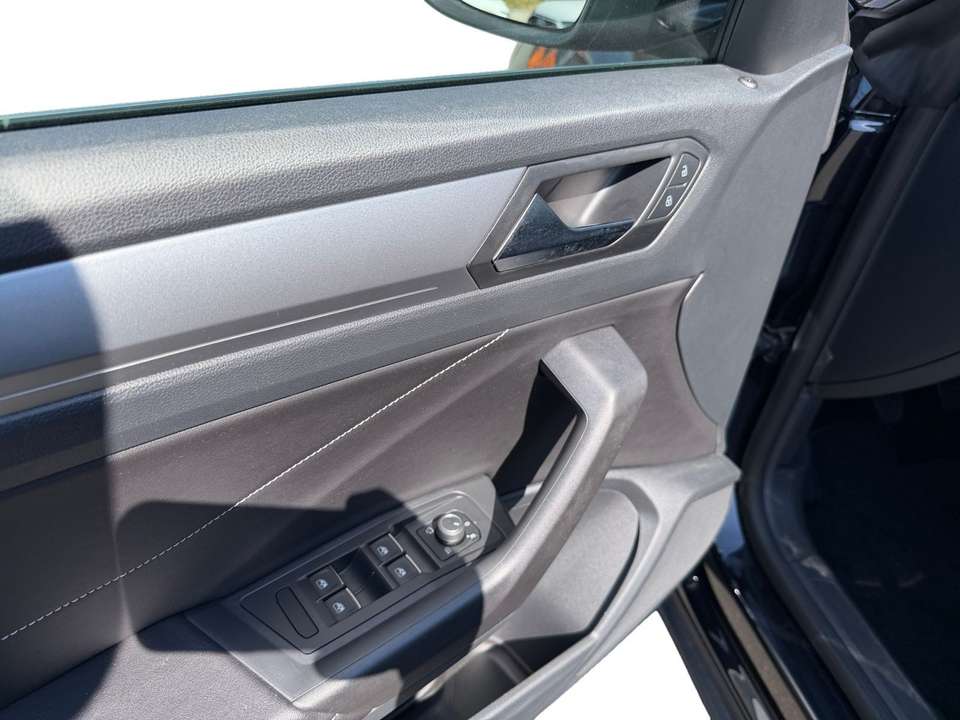 Volkswagen T-Roc - Imagem 15