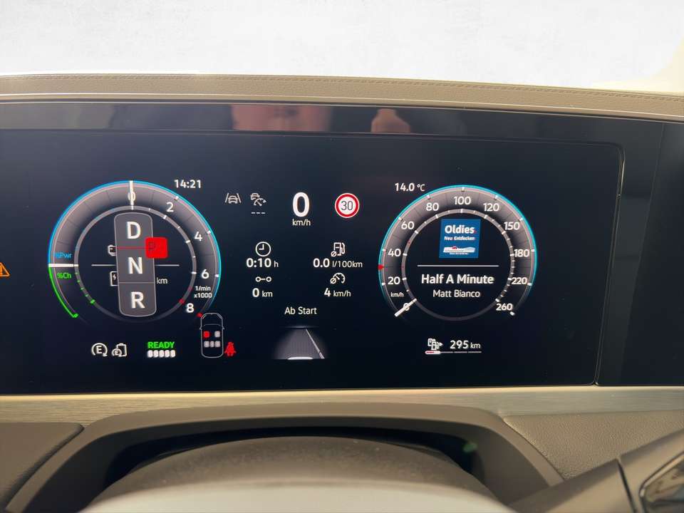 Volkswagen Passat Variant - Imagem 13