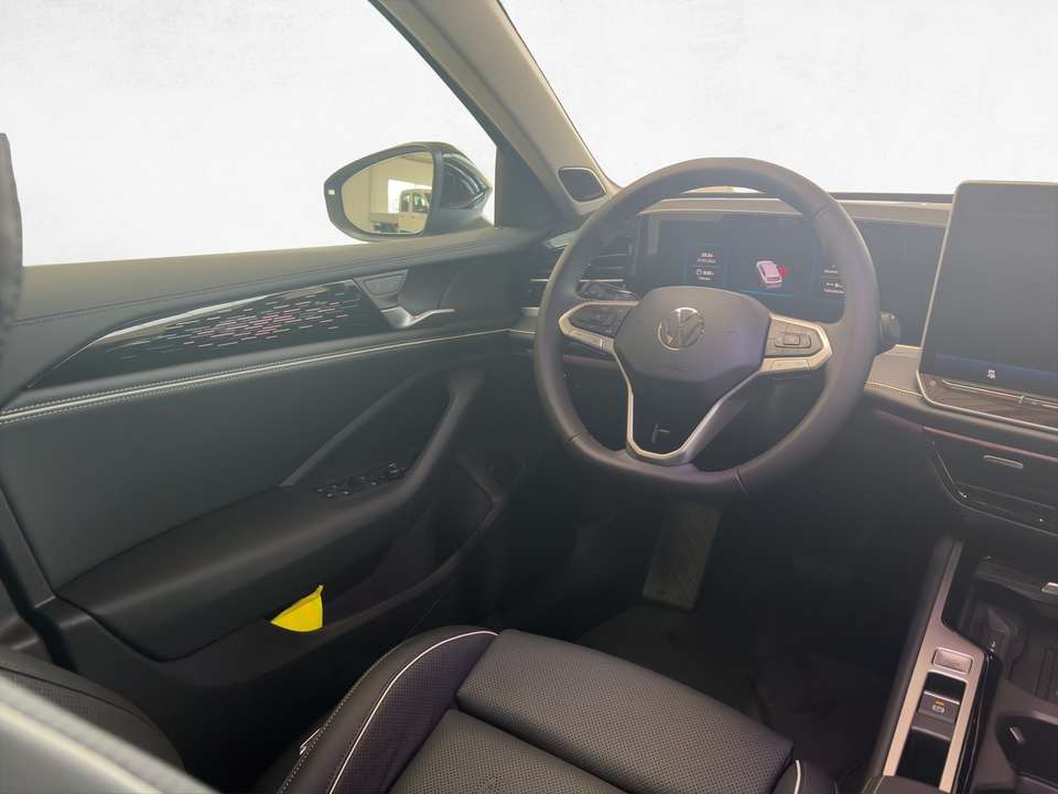 Volkswagen Passat Variant - Imagem 16