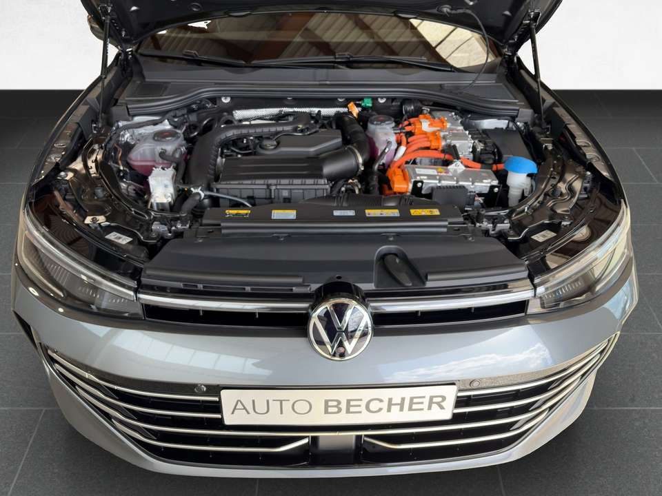 Volkswagen Passat Variant - Imagem 18