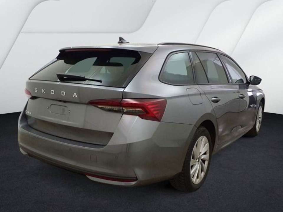 Skoda Octavia - Imagem 2