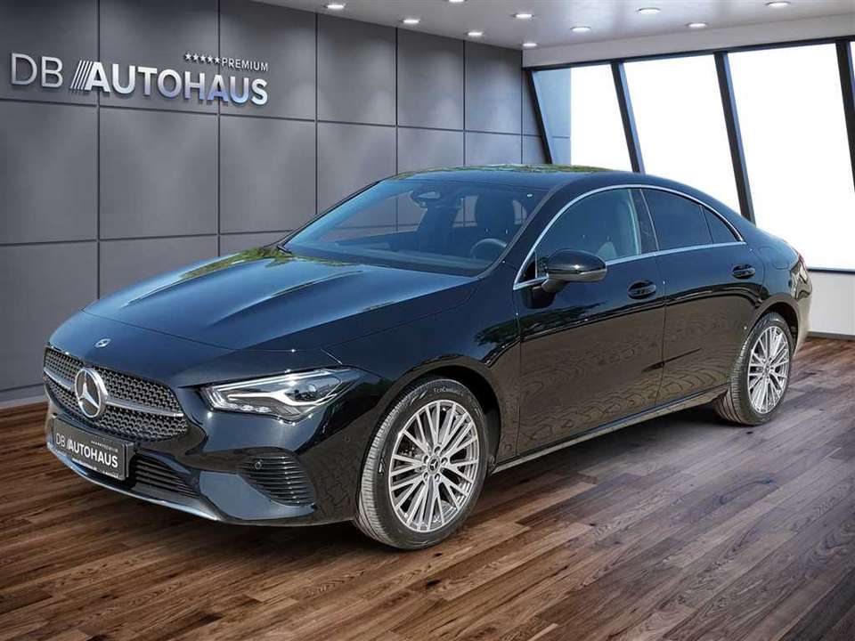 Mercedes-Benz CLA 180 - Imagem 1
