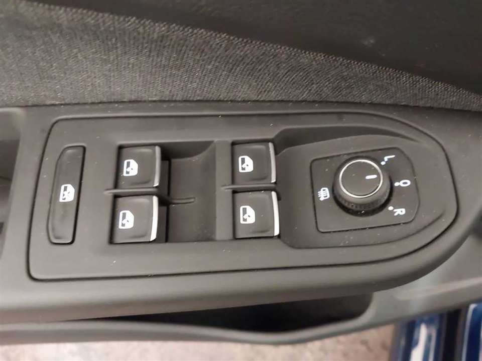 Volkswagen Golf - Imagem 13