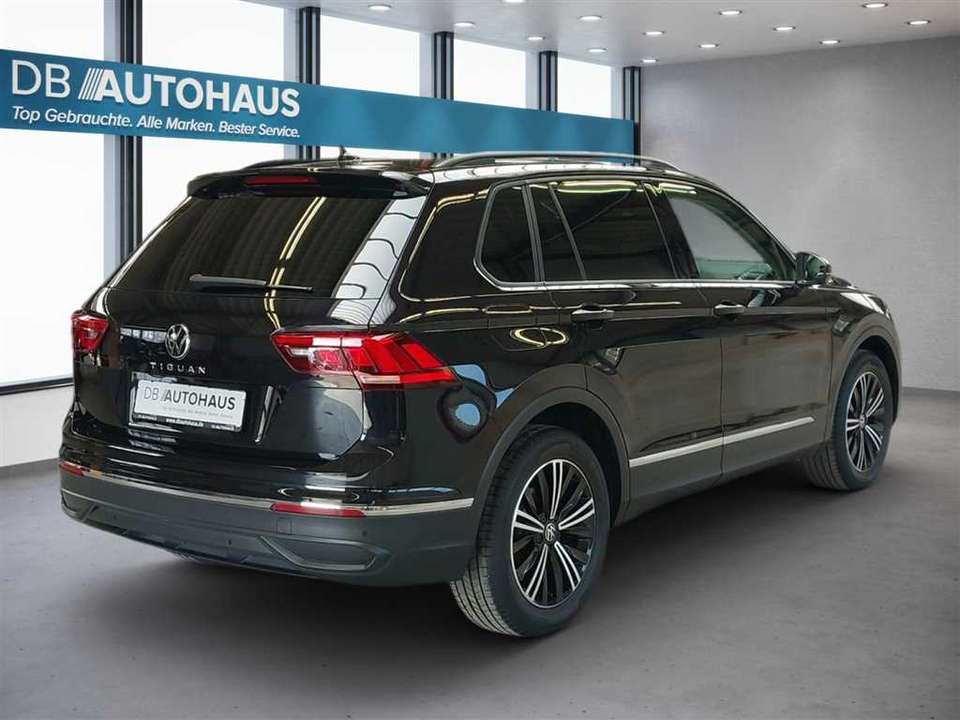 Volkswagen Tiguan - Imagem 4