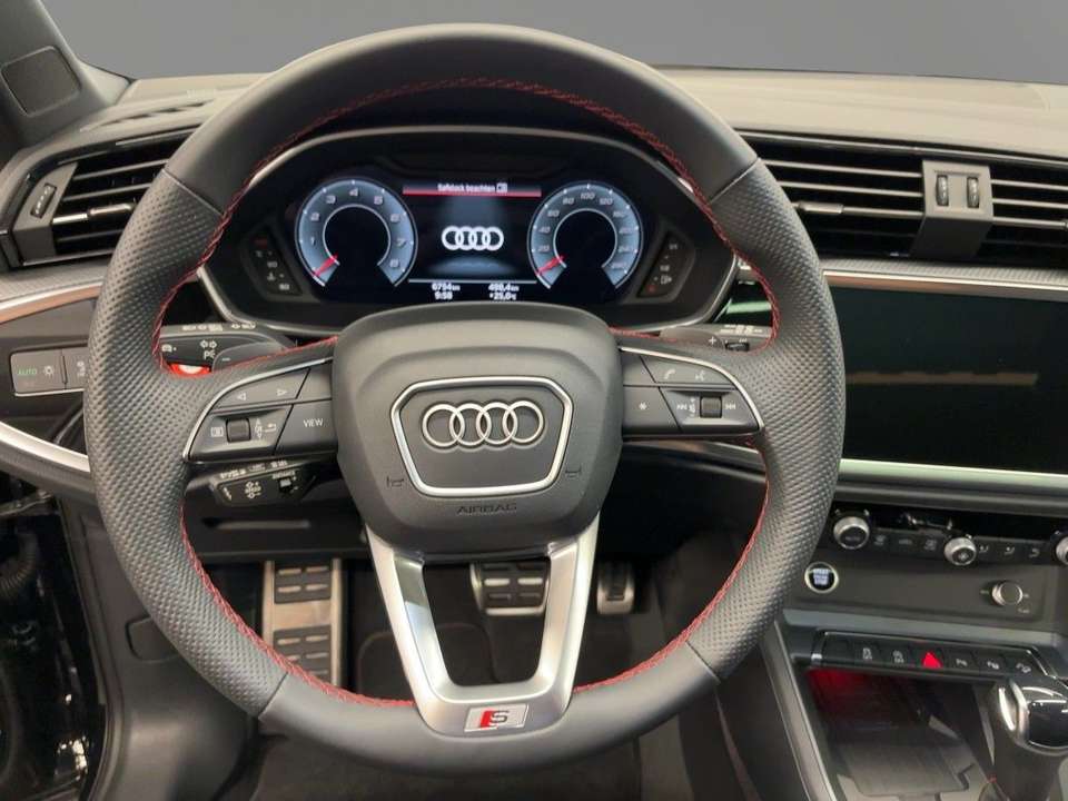 Audi Q3 - Imagem 13